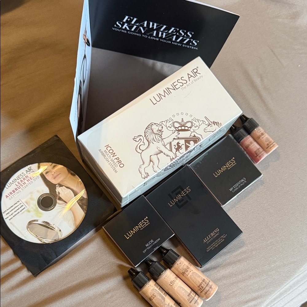 Luminess Icon Pro Airbrush System with Foundations